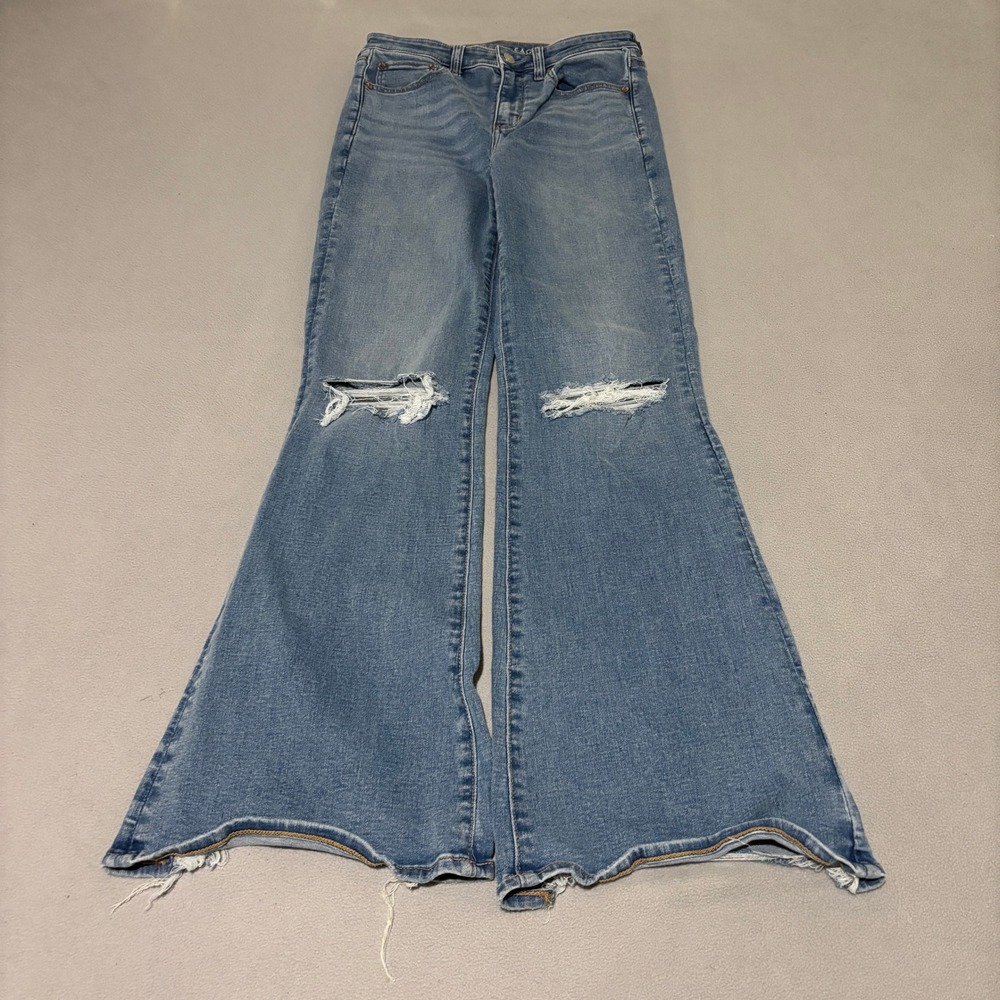 American Eagle Super Womens High-Rise Flare Distressed Jeans Size 6 Blue Regular